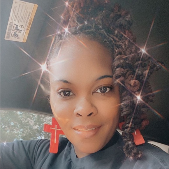 Meet your Posher, Kendaysha - Picture 6 of 9